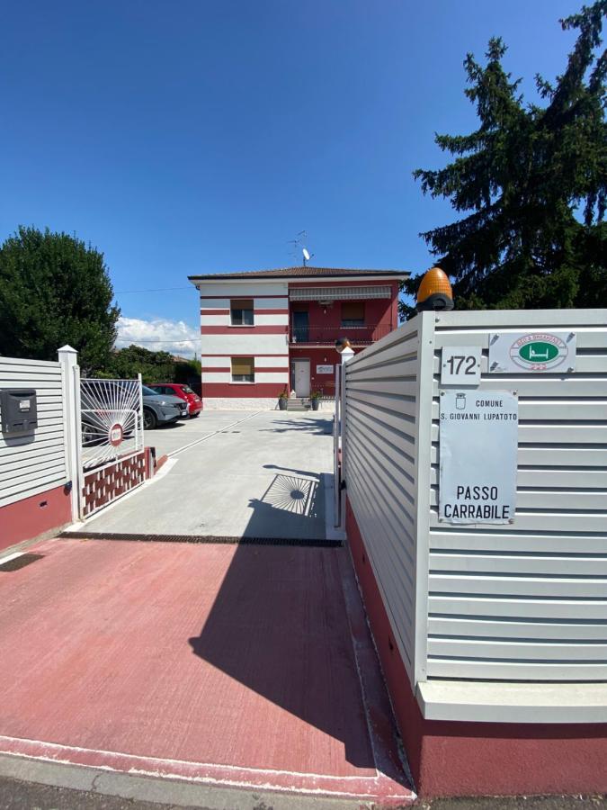 B&B La Corte Di Tiziana San Giovanni Lupatoto Eksteriør bilde